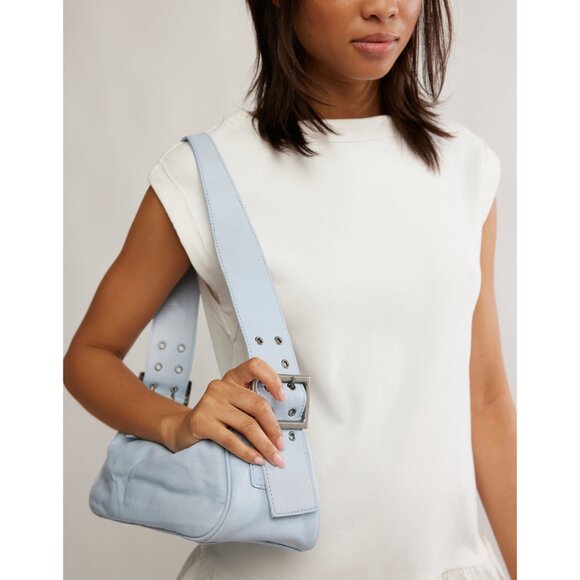 🆕 FREE PEOPLE Arm Candy Bag / Chambray - Picture 1 of 5